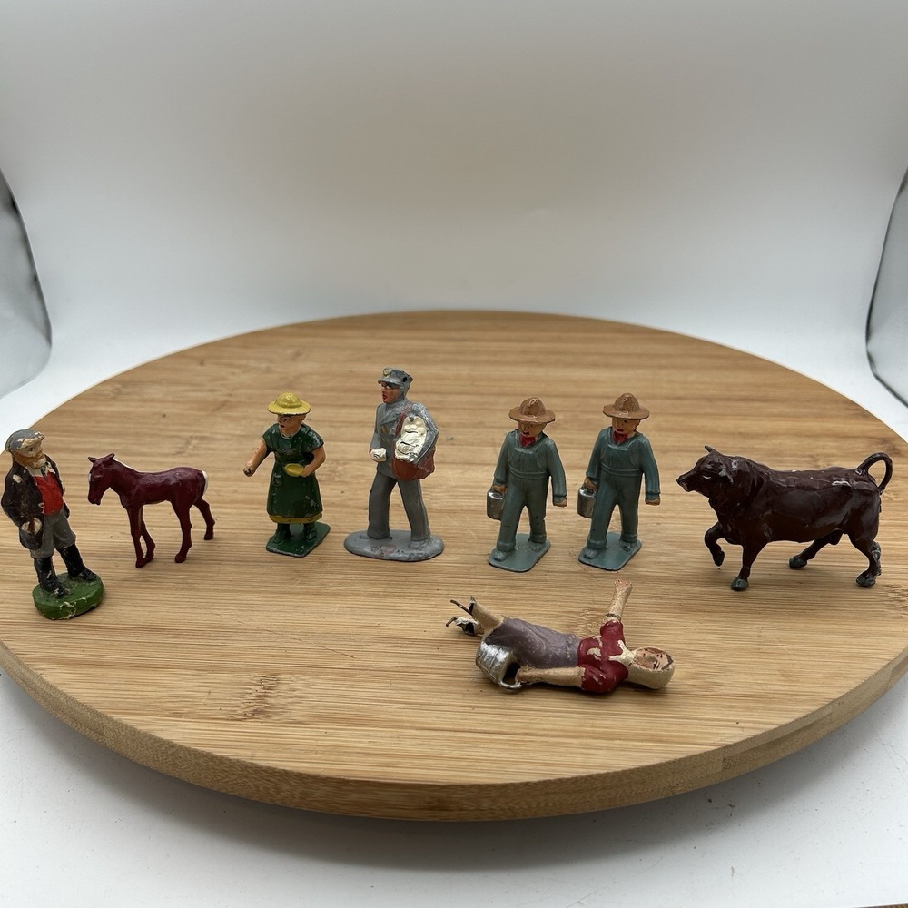 Vintage Barclay & Unbranded Lead Figures Lot of 8 People And Animals